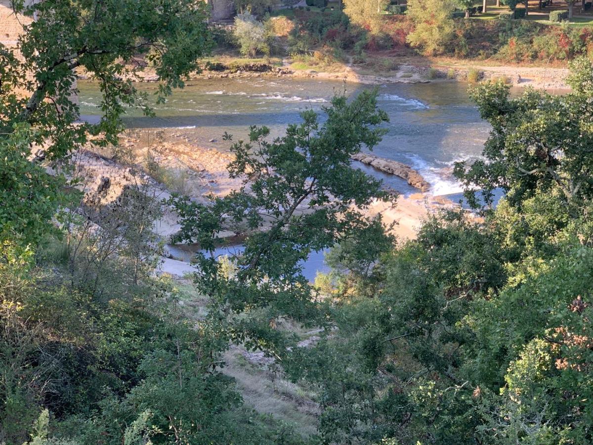 Entre Riviere Et Foret Daire Vallon-Pont-dʼArc Dış mekan fotoğraf